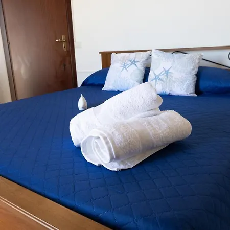 Un Mare Di Sogni Vista Porto E Mare A Hébergement de vacances