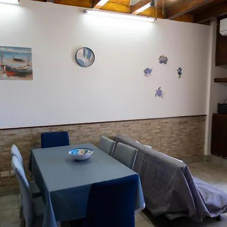 Hébergement de vacances Un Mare Di Sogni Vista Porto E Mare A *