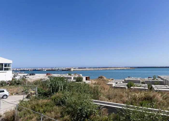 Hébergement de vacances Un Mare Di Sogni Vista Porto E Mare A *